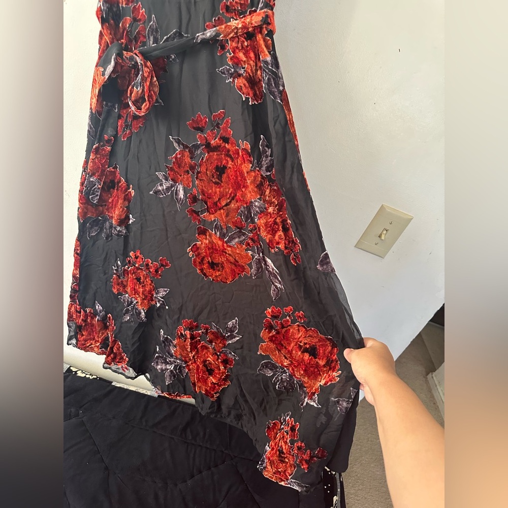 Lulus Sweetest Impression Floral Velvet burnout Tie-Front Midi Dress size S - Picture 6 of 15